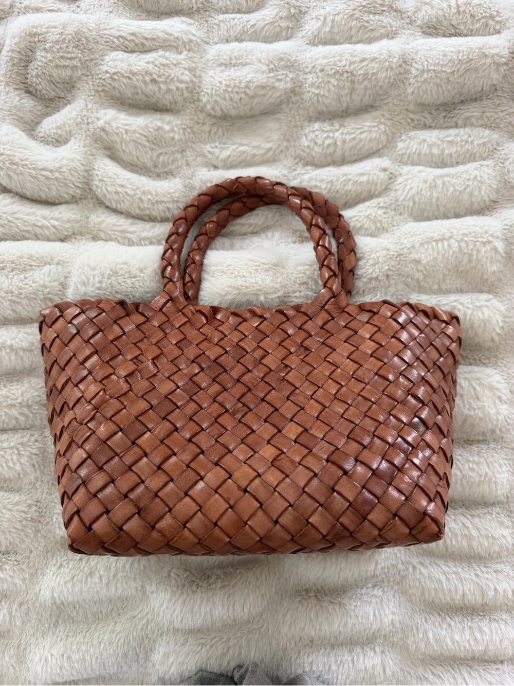 Braided Leather Tote Bag in Brown with Gold Accent - Picture 3 of 4